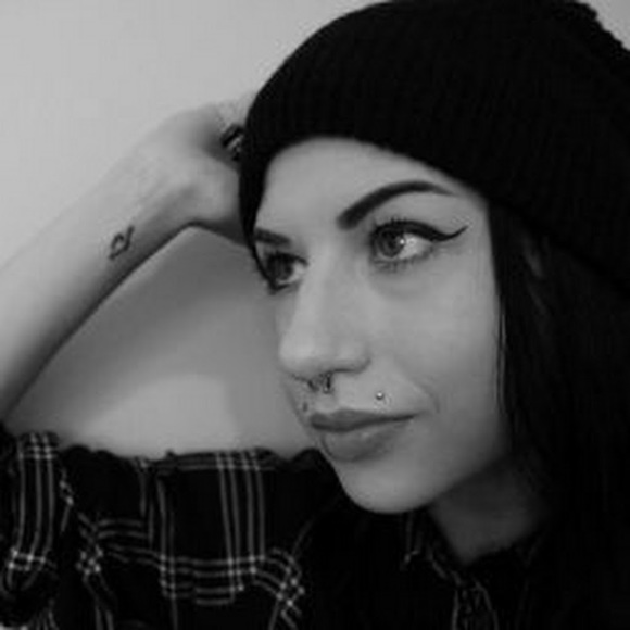 Meet your Posher, Sparklle - Picture 1 of 1